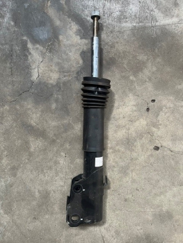 Stoßdämpfer Vorderachse W907 4x4 *gebraucht*